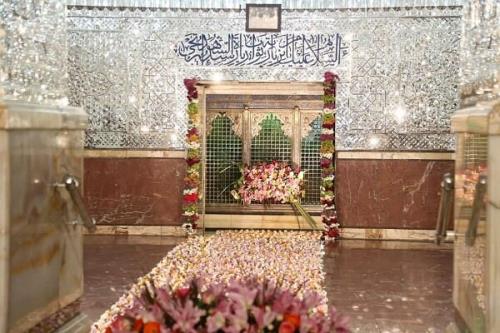 پخش زنده ویژه برنامه دهه كرامت در آستان حضرت عبدالعظیم حسنی(ع)