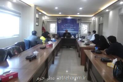 نگاه جامعه نگری در آثار ادبیات و عرفانی بازشناسی شود