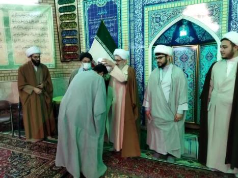مراسم عمامه گذاری طلاب به دست آیت الله سیفی آملی