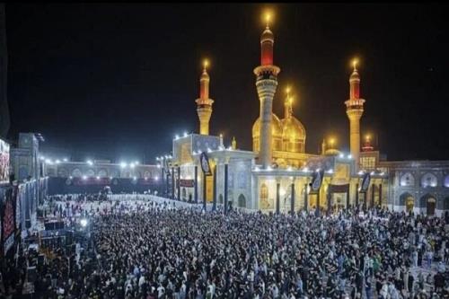 دسته های عزاداری در حرم امامین جوادین در کاظمین عراق
