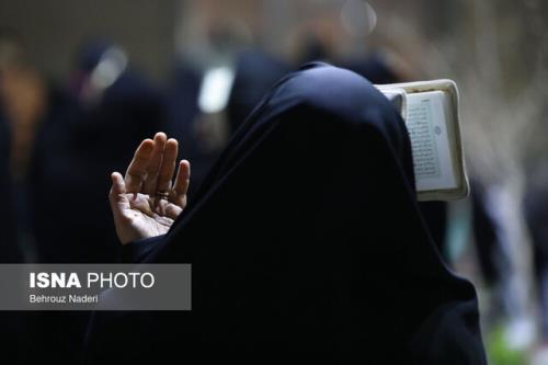 مراسم حاجت خواهی ناشناس زنان کرمانی با آئین کلیدزنی